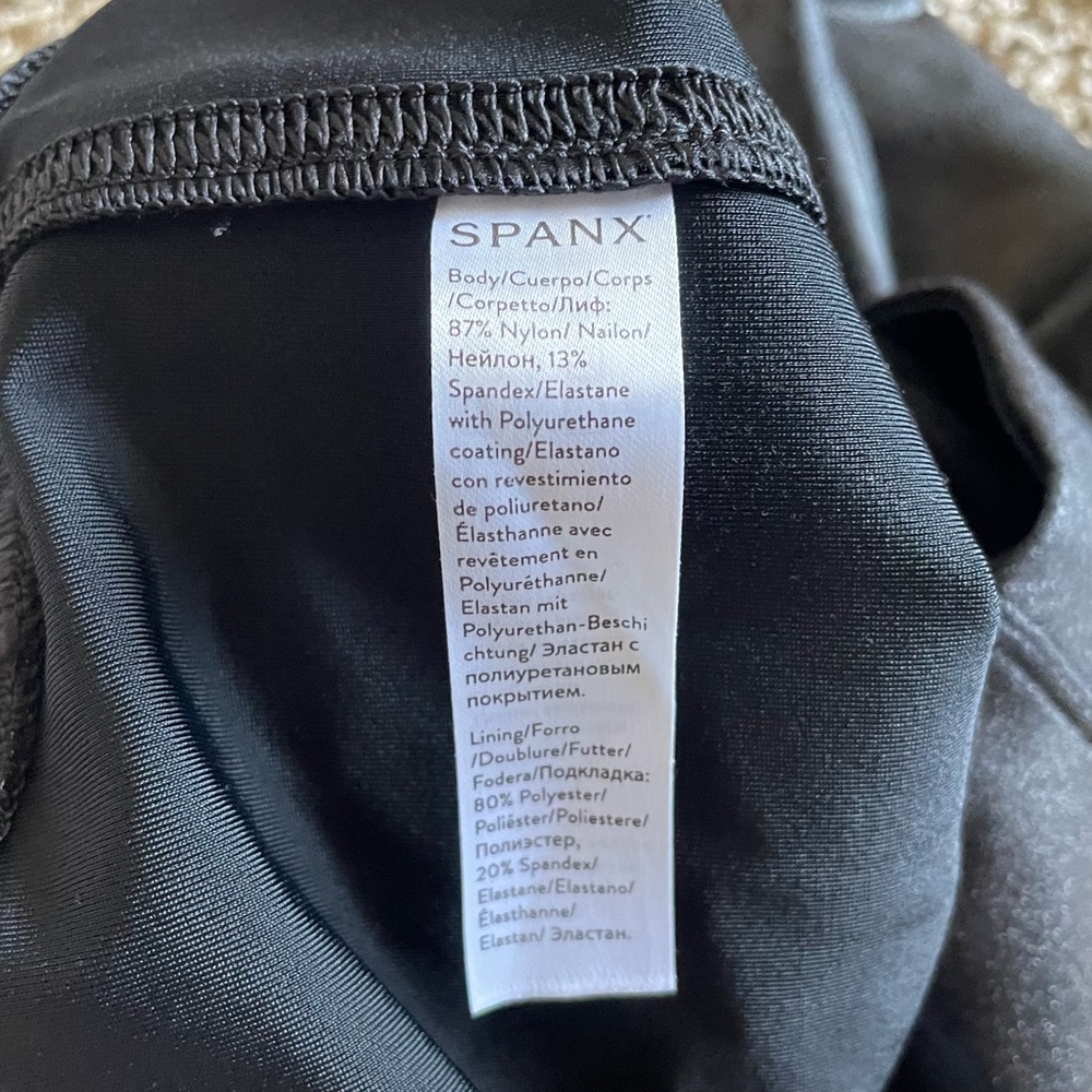 Spanx Faux Leather Leggings Women’s M Black Moto Shiny Textured Skinny 2437 - Picture 13 of 14